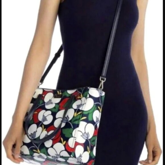 kate spade Handbags - Kate Spade Floral Shoulder Bag - Red, Green, Blue, White